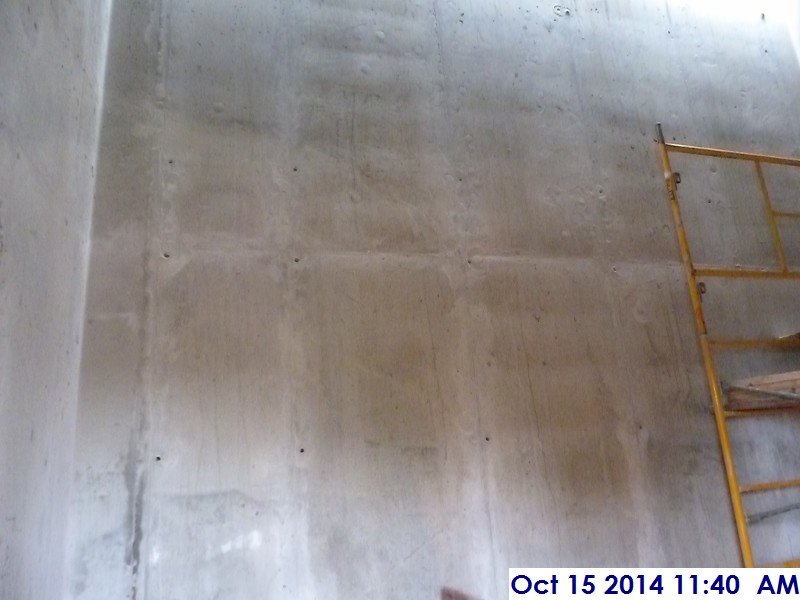 Continued grinding-repairing the the inside Stairwell -5(800x600)